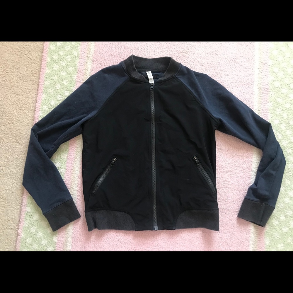 Navy and Black Lululemon Jacket Size 10